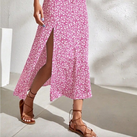 SHEIN Pink Floral Maxi Skirt - Picture 1 of 6